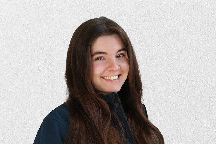 Nayana Oester Nayana Oester